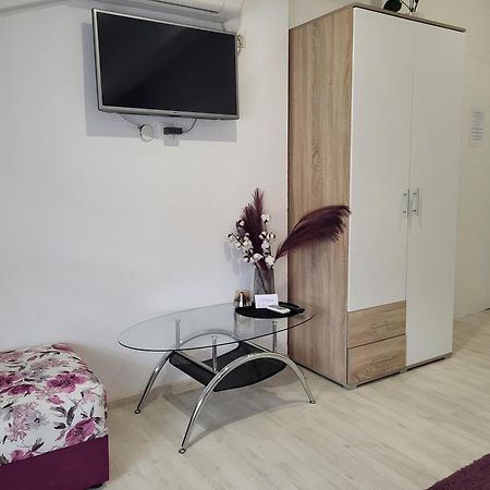 Purple Rooms Μόσταρ Εξωτερικό φωτογραφία